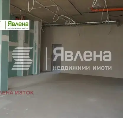 Снимка 2 — Магазин в София, Хладилника