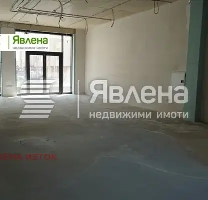 Снимка 4 — Магазин в София, Хладилника