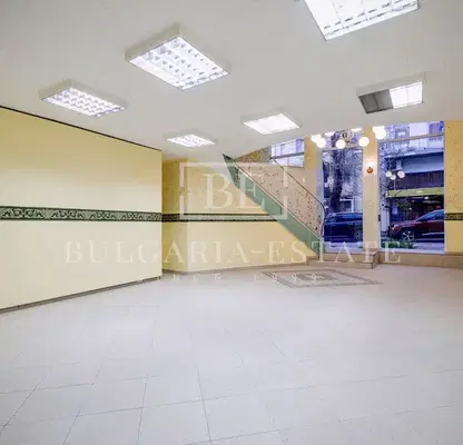 Снимка 4 — Магазин във Варна, Гръцка махала