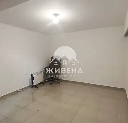 Снимка 5 — Магазин във Варна, Операта