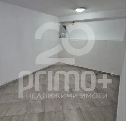 Снимка 4 — Магазин във Велико Търново, Център