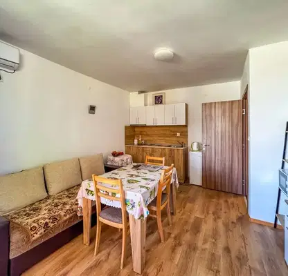 Снимка 3 — Двустаен апартамент в Бургас, Ахелой