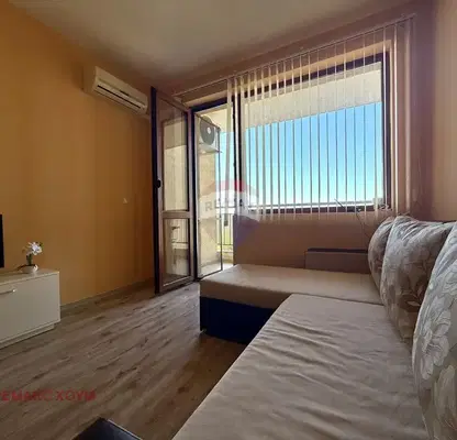 Photo 3 — 2-bedroom apartment in Oblast Dobrich, Balchik