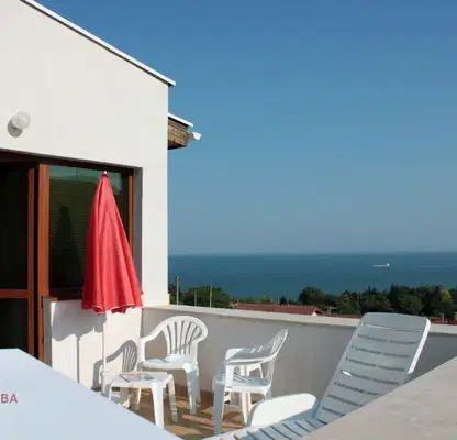 Photo 4 — 3-bedroom apartment in Oblast Dobrich, Balchik