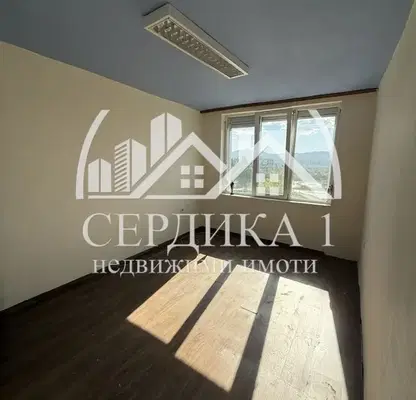 Снимка 2 — Тристаен апартамент в Благоев, Еленово 1