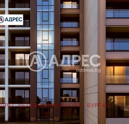 Снимка 3 — Тристаен апартамент в Изгрев, Бургас с тераса и склад