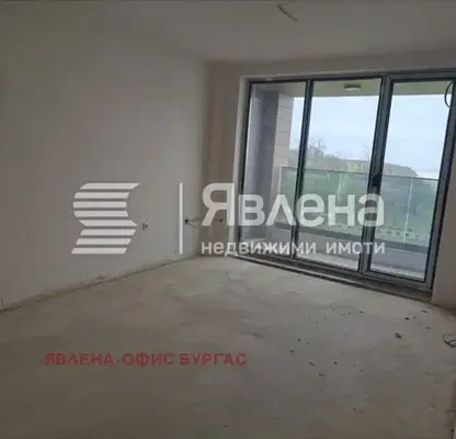 Снимка 4 — Тристаен апартамент с панорамна тераса в Сарафово, Бургас