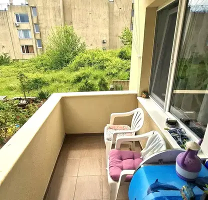 Снимка 4 — Двустаен апартамент във Варна, Бяла