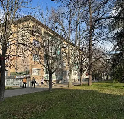Снимка 2 — Тристаен апартамент в Димитровград с паркомясто