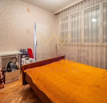 Photo 4 — 3-bedroom apartment in Dobrich, Centyr