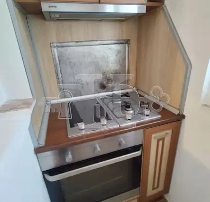 Photo 4 — 3-bedroom apartment in Dobrich, Hristo Botev