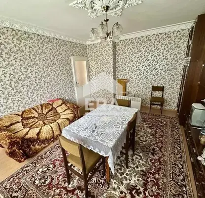 Снимка 2 — Тристаен апартамент в Добрич, Строител