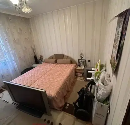 Снимка 3 — Двустаен апартамент в Хасково, Възраждане