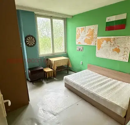 Photo 4 — 4-bedroom apartment in Oblast Stara Zagora, Kazanlyk