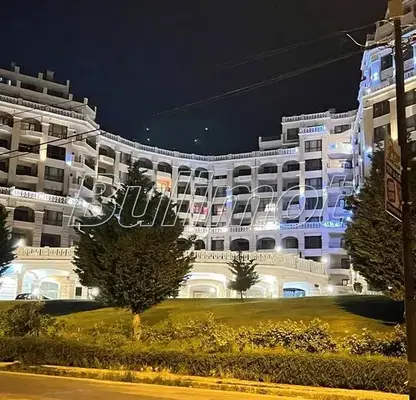 Снимка 3 — Многостаен апартамент в к.к. Чайка