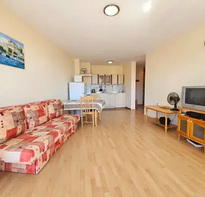 Photo 3 — 2-bedroom apartment in Oblast Burgas, Elenite