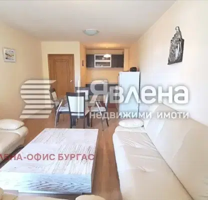 Снимка 2 — Двустаен апартамент в Бургас, к.к. Слънчев бряг