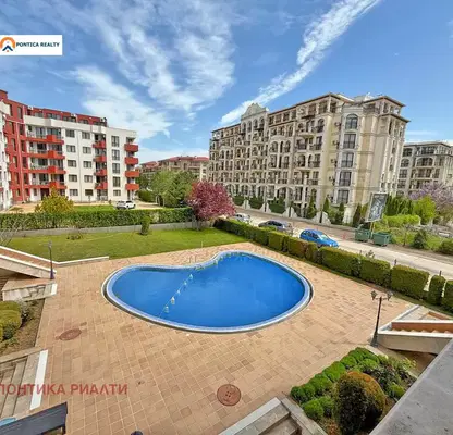 Снимка 3 — Двустаен апартамент с тераса в к.к. Слънчев бряг