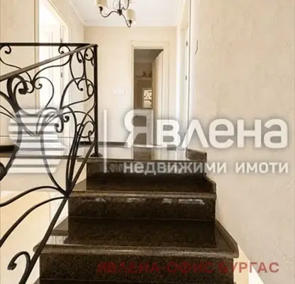 Снимка 5 — Тристаен апартамент в Бургас, к.к. Слънчев бряг