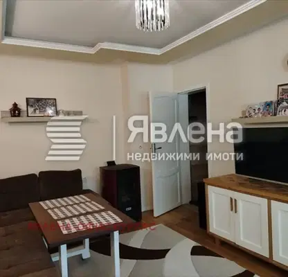Снимка 2 — Тристаен апартамент в Бургас, Несебър