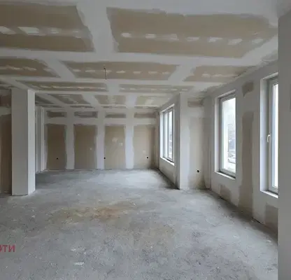 Снимка 2 — Тристаен апартамент в Пазарджик, Руски