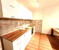Снимка 5 — Двустаен апартамент в Перник, Изток