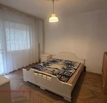 Снимка 4 — Тристаен апартамент в Плевен, Дружба 4