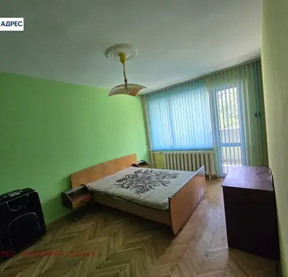 Снимка 4 — Тристаен апартамент в Плевен, Широк център