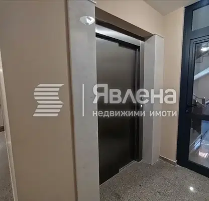Снимка 3 — Тристаен апартамент в Пловдив, Център