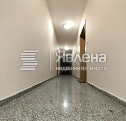 Снимка 4 — Тристаен апартамент в Пловдив, Център
