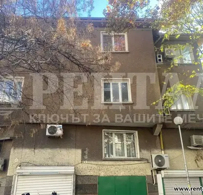 Photo 2 — 4-bedroom apartment in Plovdiv, Centyr