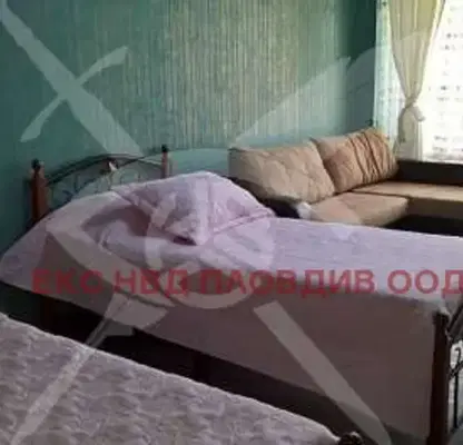 Снимка 3 — Двустаен апартамент в Център на Пловдив с тераса