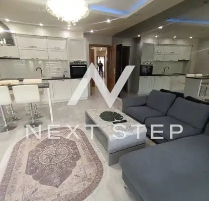 Снимка 4 — Двустаен апартамент в Център Пловдив с две тераси