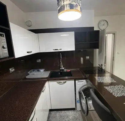 Снимка 2 — Двустаен апартамент в Каменица 1, Пловдив с асансьор и паркинг