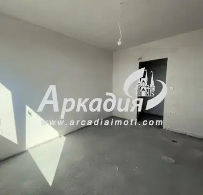 Снимка 3 — Двустаен апартамент в Кършияка с тераса, Пловдив