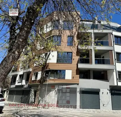 Снимка 4 — Двустаен апартамент с тераса в Кършияка, Пловдив