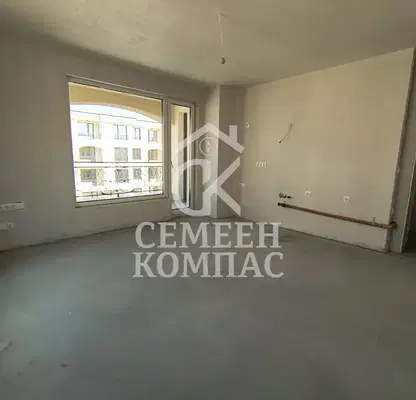 Снимка 5 — Тристаен апартамент в Кършияка с тераса и асансьор