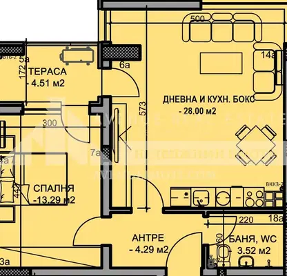 Снимка 2 — Двустаен апартамент в Кючук Париж, Пловдив на последен етаж