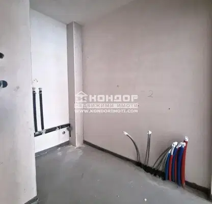 Снимка 4 — Двустаен апартамент в Кючук Париж, Пловдив с тераса