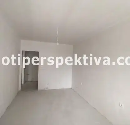 Снимка 3 — Двустаен апартамент с южно изложение в Кючук Париж, Пловдив