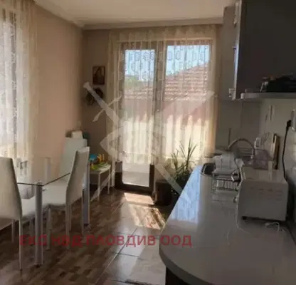Снимка 3 — Двустаен апартамент с тераса в Мараша, Пловдив