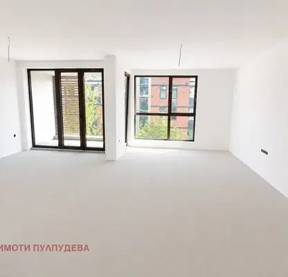 Снимка 5 — Тристаен апартамент с две тераси в Младежки Хълм, Пловдив