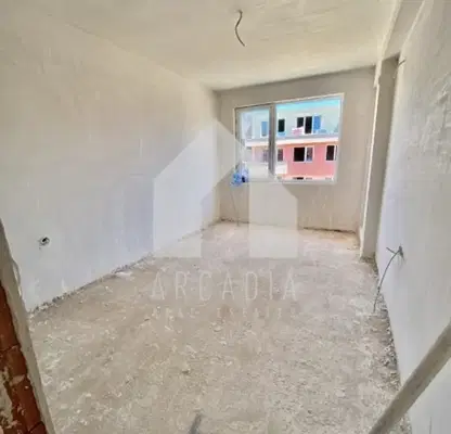 Снимка 5 — Двустаен апартамент в Остромила с тераса и паркомясто