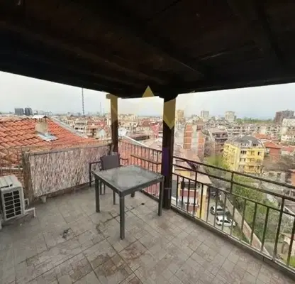 Снимка 3 — Мезонет с 4 стаи и тераси в Стария град, Пловдив