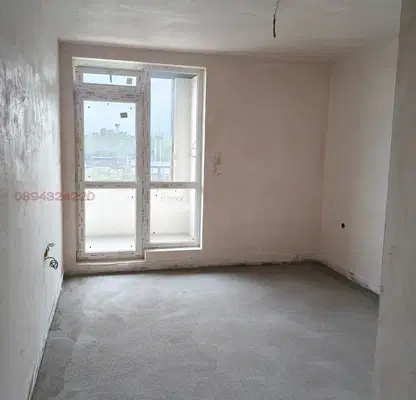 Снимка 4 — Двустаен апартамент с голяма тераса в Тракия, Пловдив