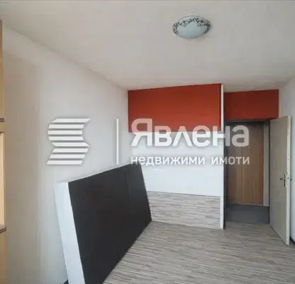 Снимка 3 — Двустаен апартамент в Пловдив, Тракия