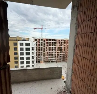 Снимка 2 — Двустаен апартамент в Тракия, Пловдив с асансьор и охрана