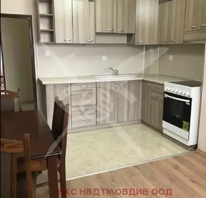 Снимка 2 — Тристаен апартамент с две тераси в Тракия, Пловдив