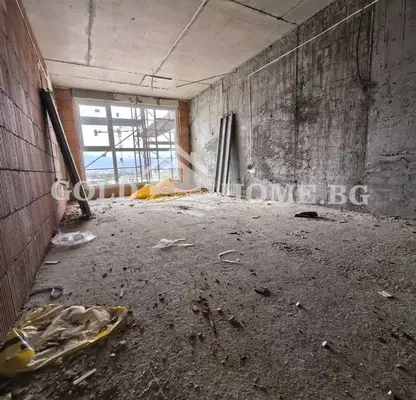 Снимка 2 — Тристаен апартамент в Южен, Пловдив с паркомясто