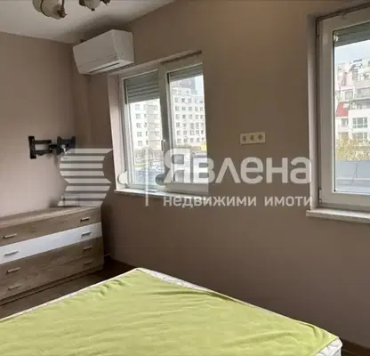 Снимка 5 — Тристаен апартамент в Пловдив, Южен